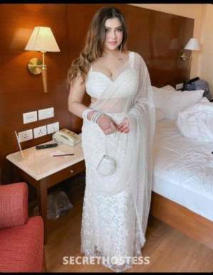 Himani, escort in Lucknow