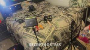 30 year old Escort in Los Angeles CA ... ...squirting goddess,... goat throat... goat, milf 