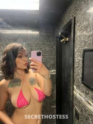 23 year old Italian Escort in Detroit MI Upscale, thick? italian russian ? beauty available now