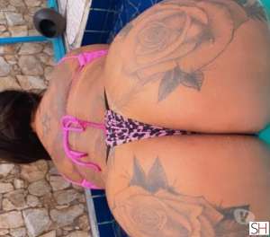 Morena tatuada udi in Minas Gerais