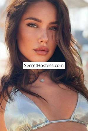 Kayla, Agency in St. Moritz