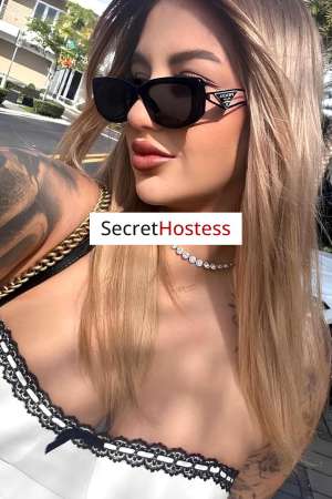 Angelika in Dubai