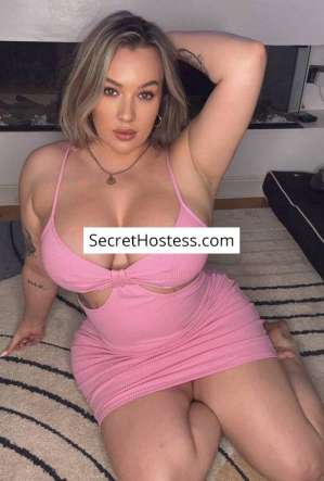 24 year old Mixed Race Escort in Jeddah Julia, Independent