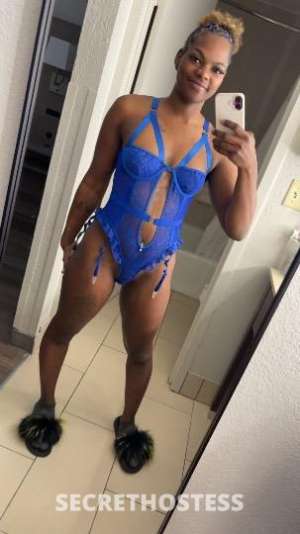 26 year old French Escort in Nashville TN Paris is Back in Town