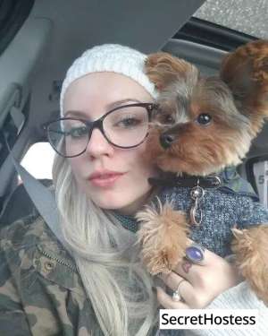 Escort model Mia, Edmonton in Edmonton