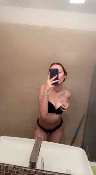 24Yrs Old Escort Asheville NC Image - 1