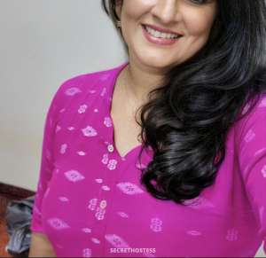 Mallu 4 hand massage Private., escort in Dubai