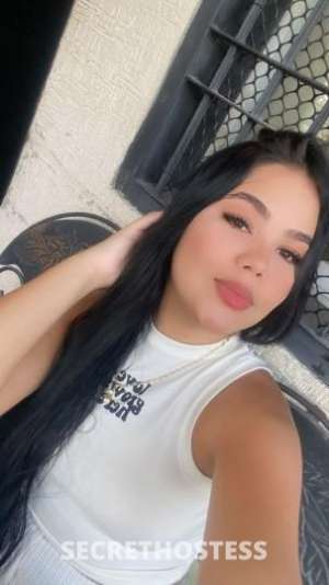 linda venezola 24 7 activa in Maui HI