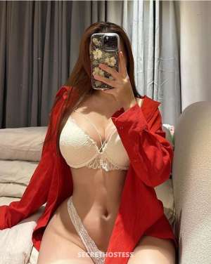 Teina, escort in Hofuf