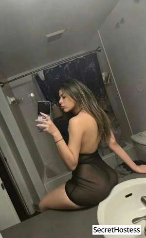 24 year old Escort in Houston TX Escort model Kim, Houston