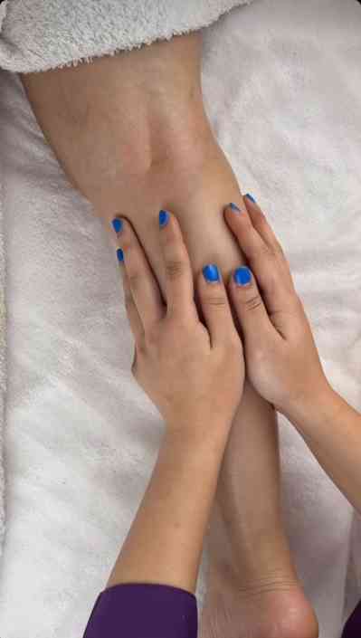 25Yrs Old Escort Alexandria KY Image - 2
