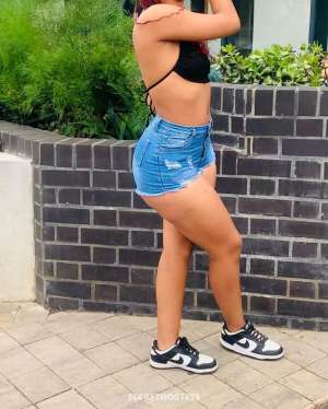 24Yrs Old Escort 163CM Tall Hyderabad Image - 1