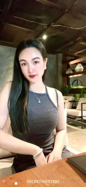 Emladalu, escort in Sharjah