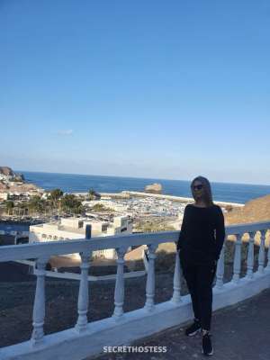 31 year old Russian Escort in Muscat Nargis, escort