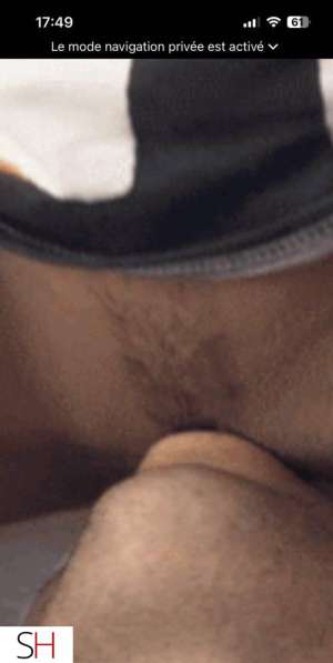 45 year old Caucasian Escort in Laval Envie de me faire jouir