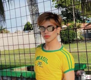 20 Brazilian fem in athlone in West