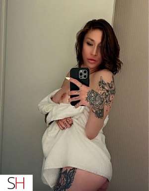 29 year old Caucasian Escort in Laval .ℕ&amp;... REAL PIC TATOO GIRL