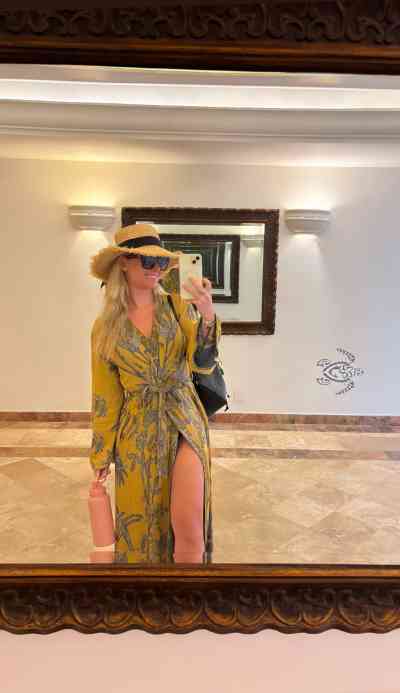 25 year old Escort in Topanga CA I am submissive dominants with Top?or Bottom?Partying BBJ 