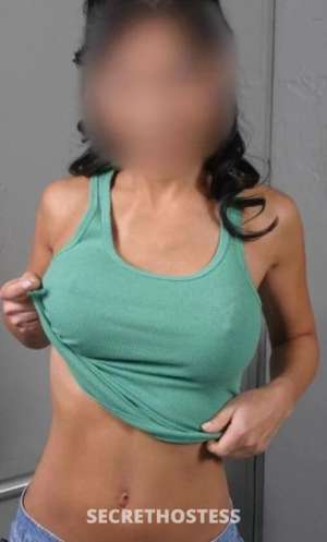 Sexy! young! beautiful girls! many to choose from!, Sunshine in Melbourne