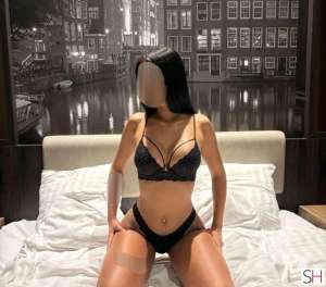 26 year old Latino Escort in London Cloe? Hot girl xx call me just OUTCALL, Independent