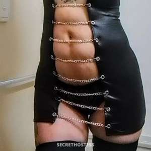 Sexy, busty, aussie brunette waiting to pleasure you!,  in Hobart