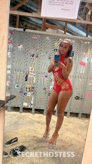 23 year old Escort in Sacramento CA start the weekend off right outcalls and cardates