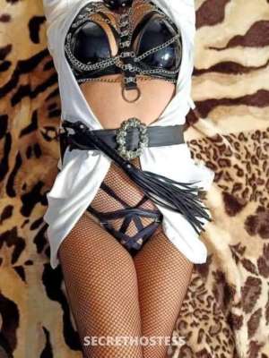 52 year old Escort in Tamworth Ruby Lady off the night, Tamworth