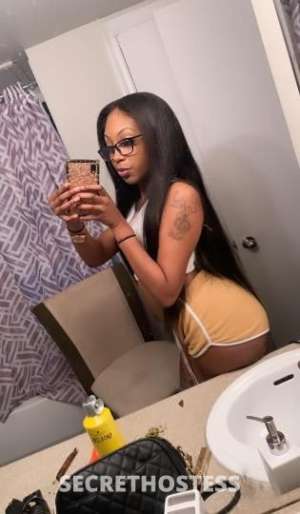 22 year old Escort in BARBIE IN TOWN ??FAT ?WET?? sexy petite thang?? INCALL 2 pop