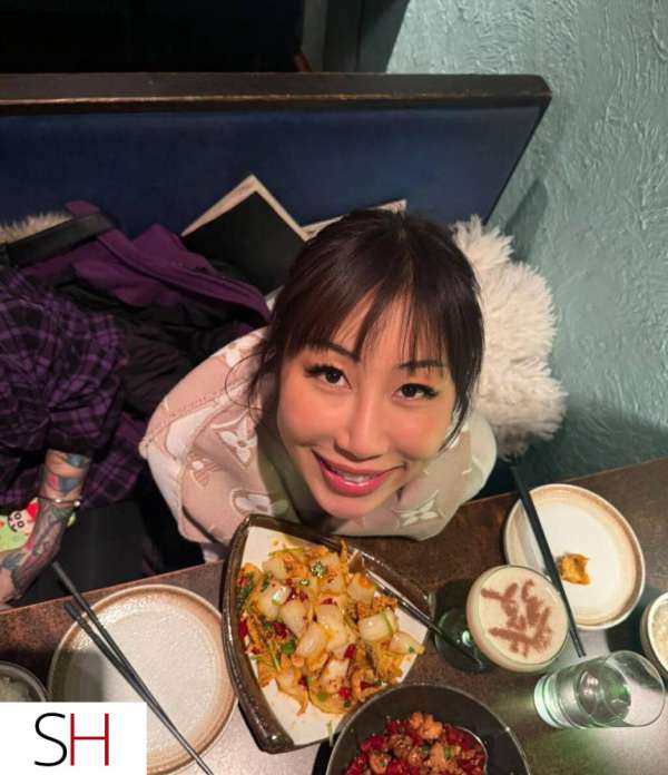 Melissa 26Yrs Old Escort Newmarket Image - 1