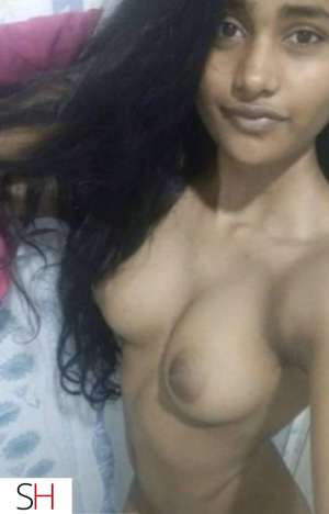 21 year old Escort in Laval BARBIE DOLL NATUREL Doux et Rond