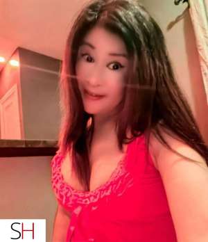 21 year old Asian Escort in Kitchener Young Asian doll - waterloo