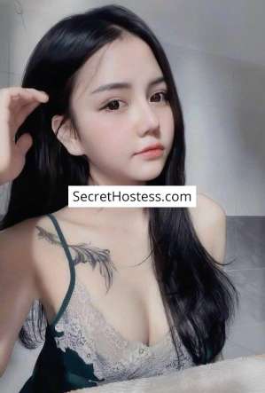 24 year old Asian Escort in Muscat Linda, Independent