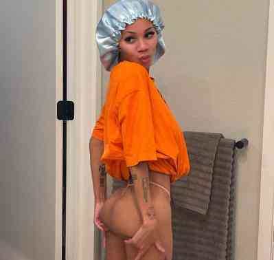 24 year old French Escort in Independent masseuse in: Madrid Beautiful mixed-race escort