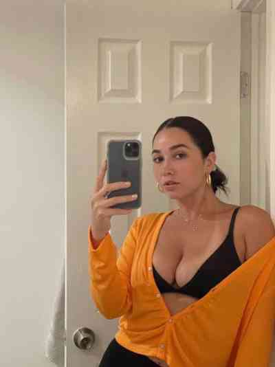 30 year old American Escort in Sarandë Ashley elena