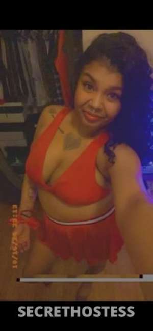 Sexy senorita Salena in La Crosse WI