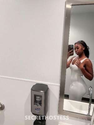 21 year old Escort in Alexandria LA Young and fun