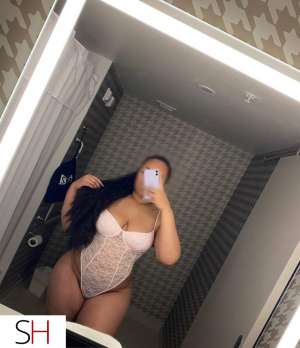 20 year old Asian Escort in Mississauga Thick Blasian Baddie