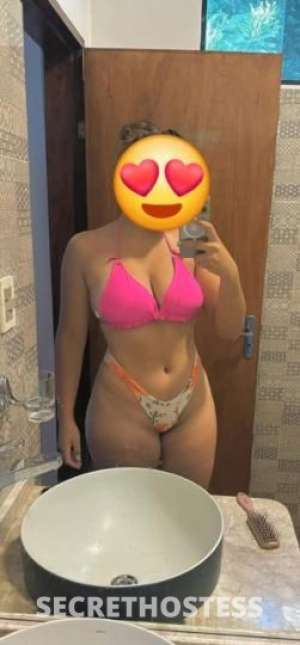 27 year old Latino Escort in New Haven CT Sexy and hot. Latin Girl