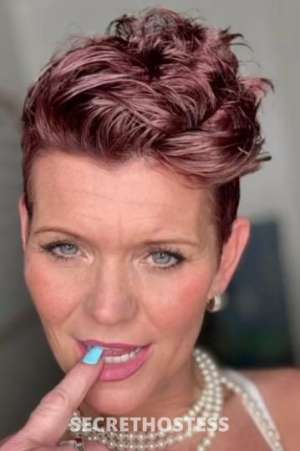 50 year old Escort in Kinky ? Sexy ?Fit AF MILF ? ROCK hard BODY! Book Now