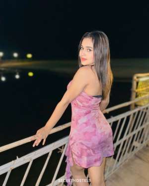 Sakshi, escort in Lucknow
