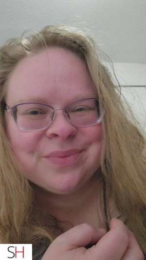 BBW MILF with Milk and Mad Skills in Campbell River