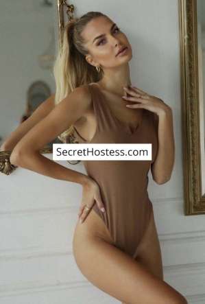 24 year old Caucasian Escort in Istanbul Kristina, Independent