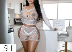 20 year old Escort in Edmonton n e w girl #1 sexy playmate * party girl ? outcall/incall