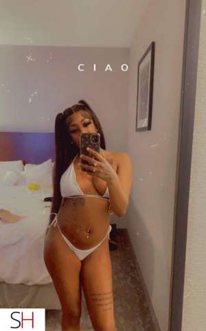 23 year old Escort in White Rock Naughty nympho
