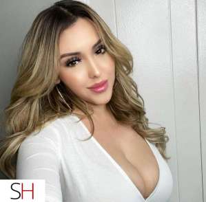 25 year old Latino Escort in Laval **Alexa Hot Latina