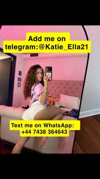 I’m emily❤️…available for  hookup in Coventry