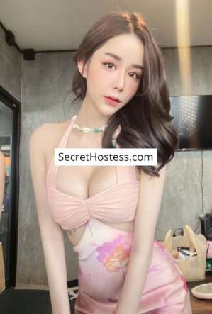 Anisa, Agency in Mont Kiara