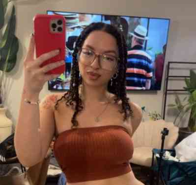 27 year old Escort in Birmingham Hey I’m available for hookup text on my number or Gmail