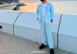 22 year old Asian Escort in Lucknow Romantic Cute vers top .., Male escort