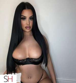 24 year old Caucasian Escort in Longueuil Outcalls ♡ longueuil ♡ rive-sud
